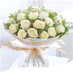 24 White Rose With Gypsophila