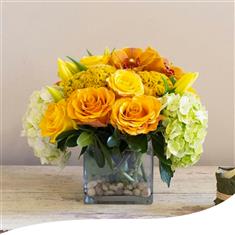 Table Arrangement Gold Rose &amp; Orchid