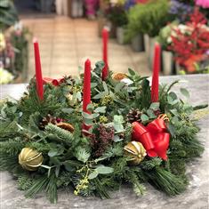 Red Advent wreath