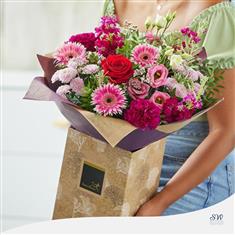 Gift Box - Soft Pinks Hand-tied (Large)