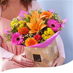 Mother&#39;s Day Gift Box - Lily Blush Bloom (Large)