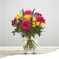 Mother&#39;s Day Vase Arrangement - Red Bliss