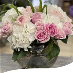 Vase Arrangement - Rose &amp; Hydrangea Globe 