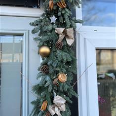 Full large garland decorated 