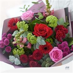 Valentine&#39;s Mixed Hand-Tied (Large)