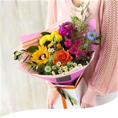 Summer Trending Gift Box (Without Lilies)