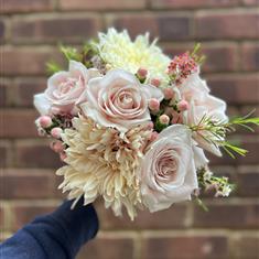 Sweet Avalanche Bridesmaid bouquet 