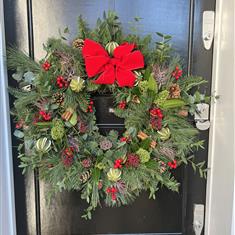 Traditional Red and Green Door Wreath