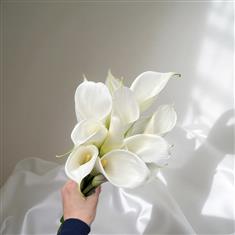 White Calla Lily Bouquet 