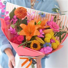 Large - Summer Trending Hand-tied